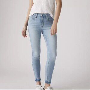 Levi's 721 High Rise Skinny Jeans